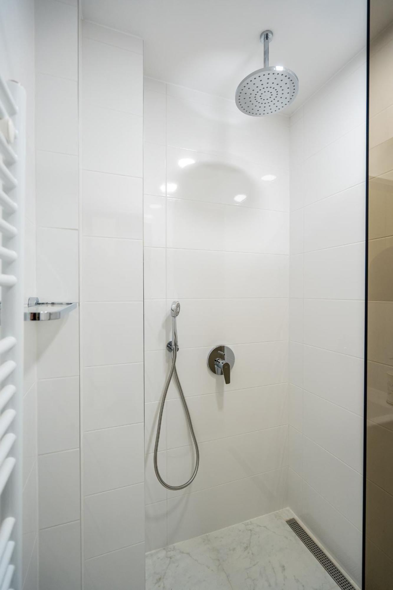 סופיה Top Location Central New & Spacious 3 Bdr Apt Medical Academy מראה חיצוני תמונה