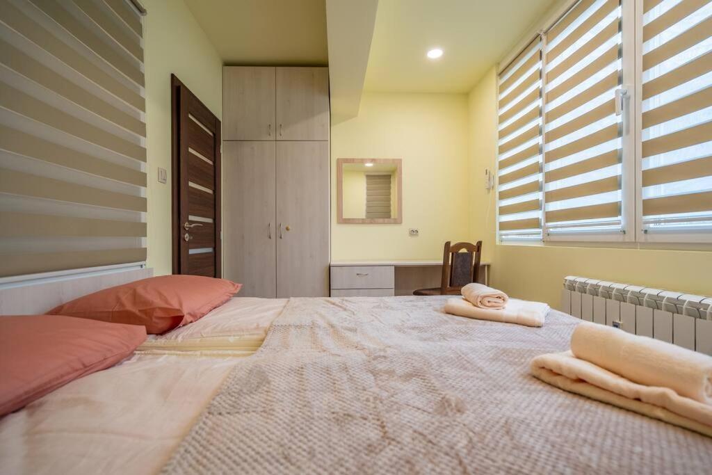 סופיה Top Location Central New & Spacious 3 Bdr Apt Medical Academy מראה חיצוני תמונה