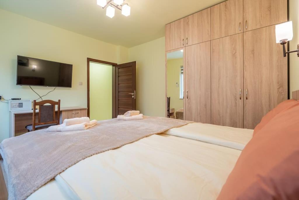 סופיה Top Location Central New & Spacious 3 Bdr Apt Medical Academy מראה חיצוני תמונה